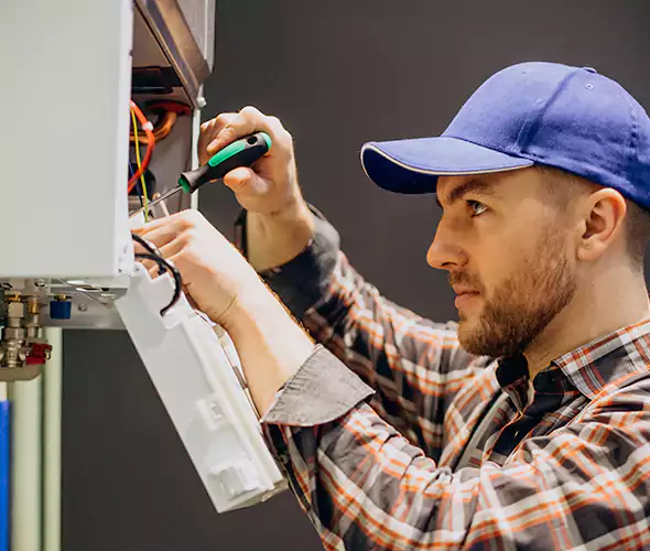 Expert Plumber for Tankless Water Heater Maintenance in Kalamazoo, MI: Schedule Professional Maintenance Services with Us